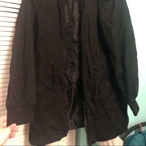 Black Coat / Jacket - Picture 2 of 2